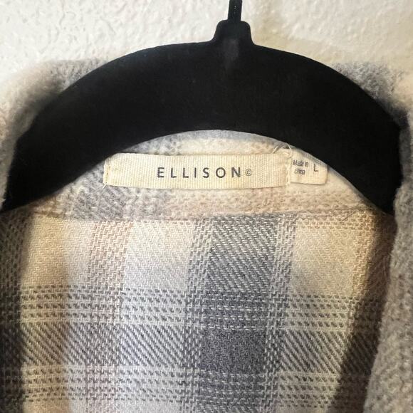 Ellison Gray and Beige Plaid Shacket Size Large - Picture 3 of 5